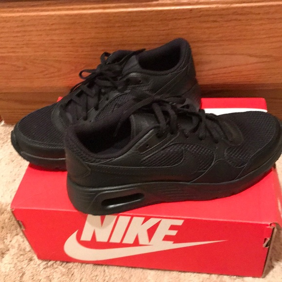 NWT NIKE AIR MAX SC 5Y 5 YOUTH BLACK ATHLETIC SHOES TENNIS BOYS FITS WOMEN 6 - Picture 2 of 11